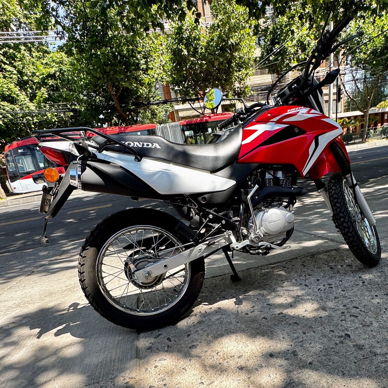 WhatsApp Image 2025-11-18 at 20.44.07 (1)