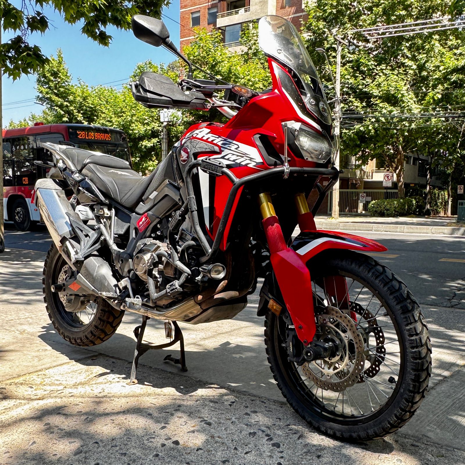 WhatsApp Image 2025-11-18 at 20.48.23 (2)