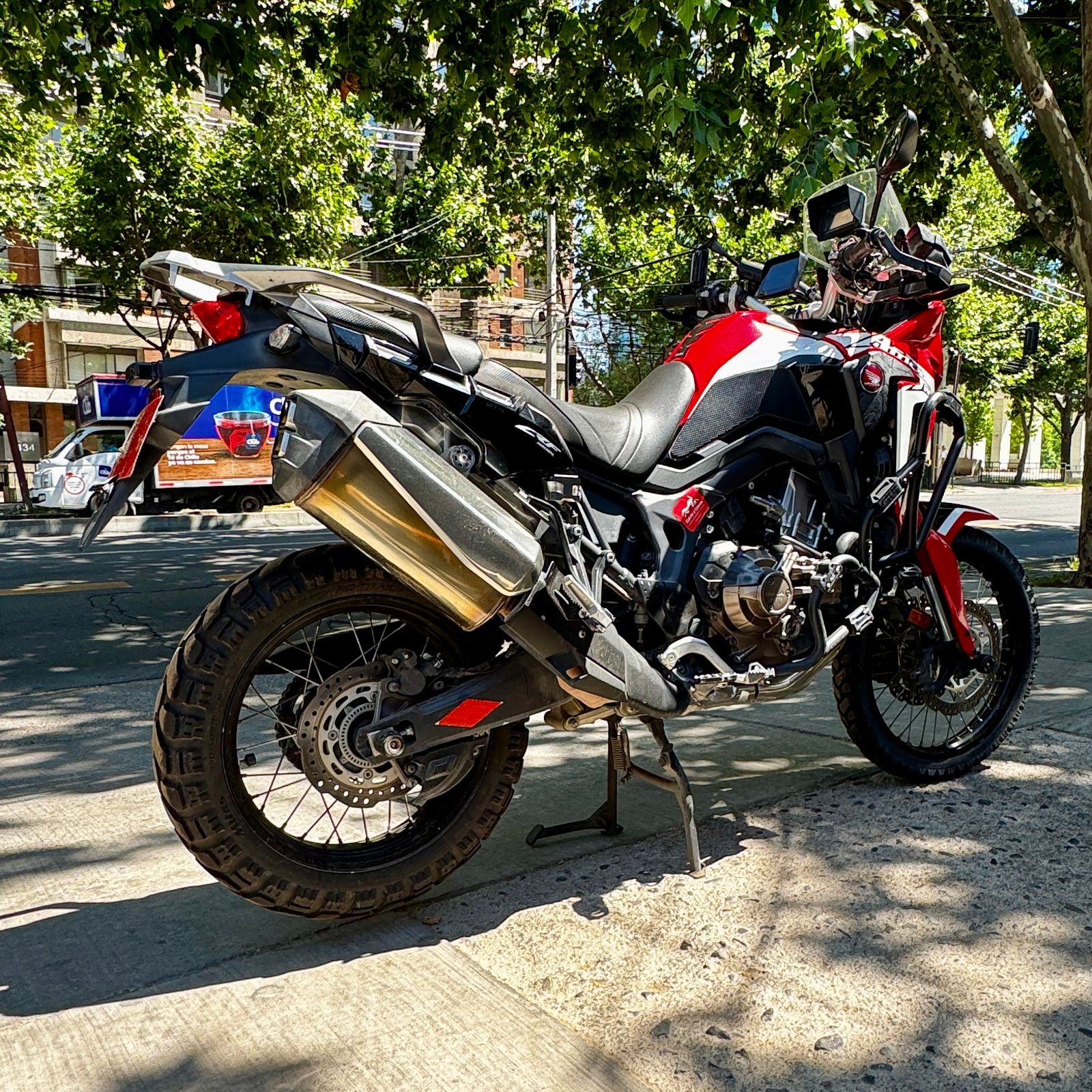 WhatsApp Image 2025-11-18 at 20.48.24